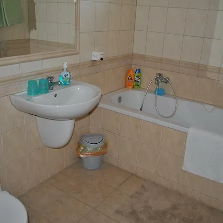 Diana Guest house